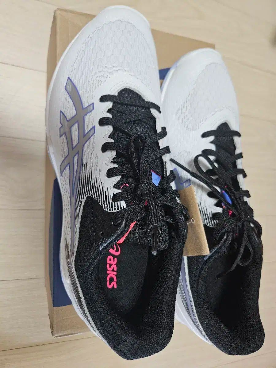 アシックス V スイフト FF4 EXTRA: Shift The Map ワイド 27.5cm 出品