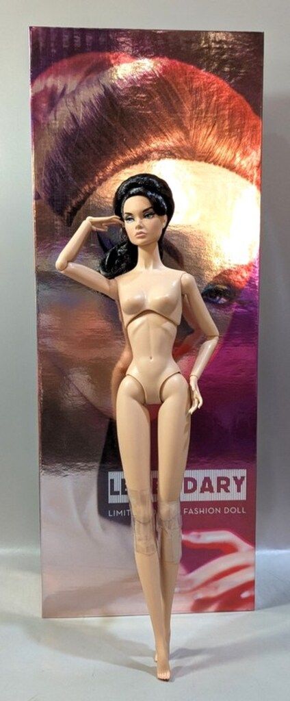 Integrity Toys Poppy Parker Legendary Convention Black Tie #77190