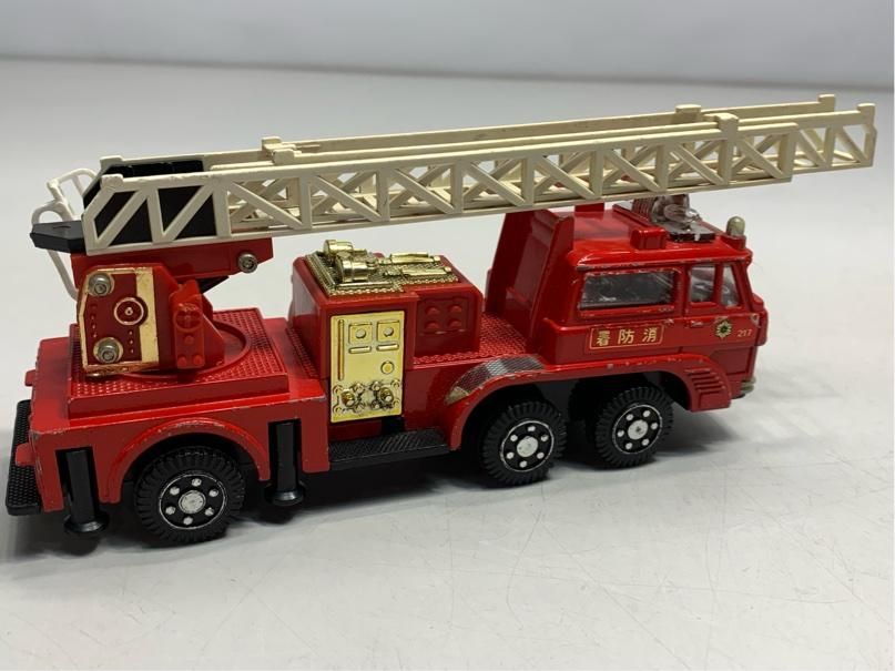 ヨネザワ Dipet ダイヤペット 三菱ふそう ハシゴ消防車 1/60スケール