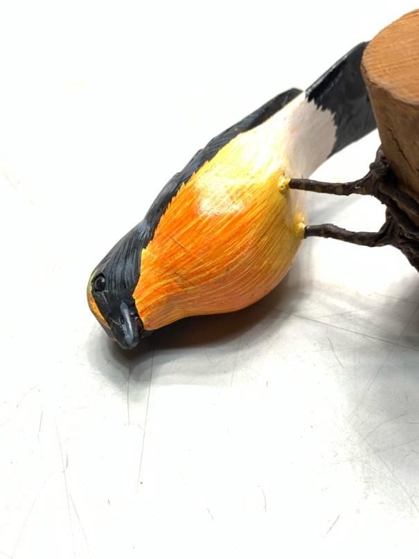 希少 ジュウビタキ バードカービング 野鳥彫刻 木彫りの野鳥 置物