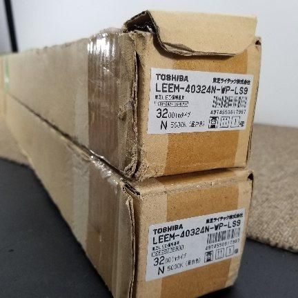 東芝ライテック LEEM 40324 N WP LS 9 TENQOOバー3200タイプN色 2本セット