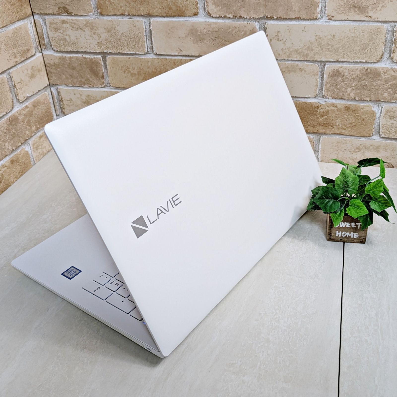 新品SSD 第7世代i3メモリ8G 初心者OK！Win11ノートパソコン☆B04 2019年モデル！オフィス付き Office2021☆SSD☆高性能i3第七世代