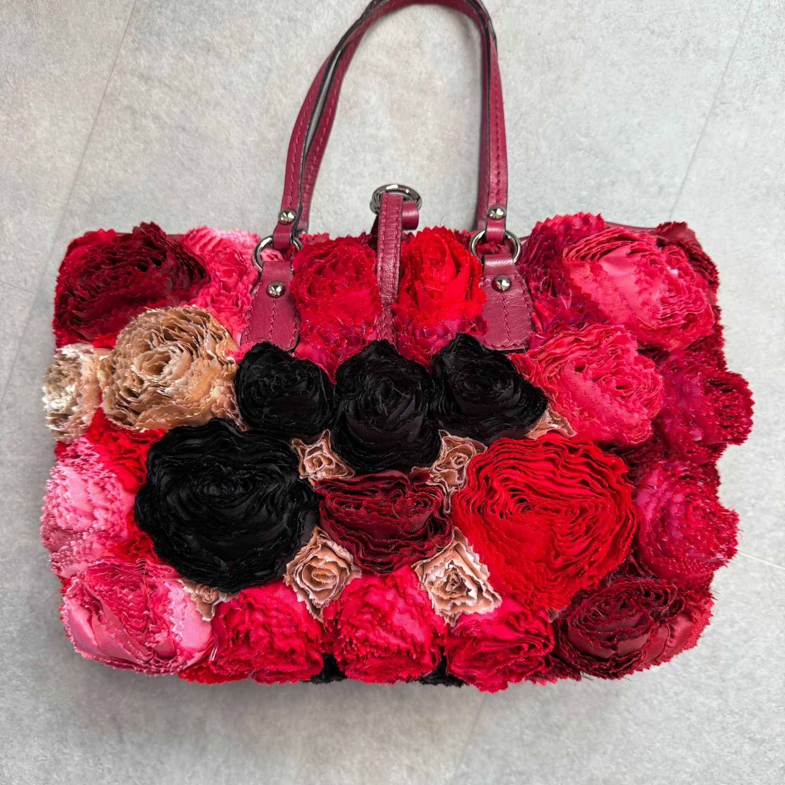 希少 VALENTINO GARAVANI ヴァレンティガラヴァーニ ローズ フラワー