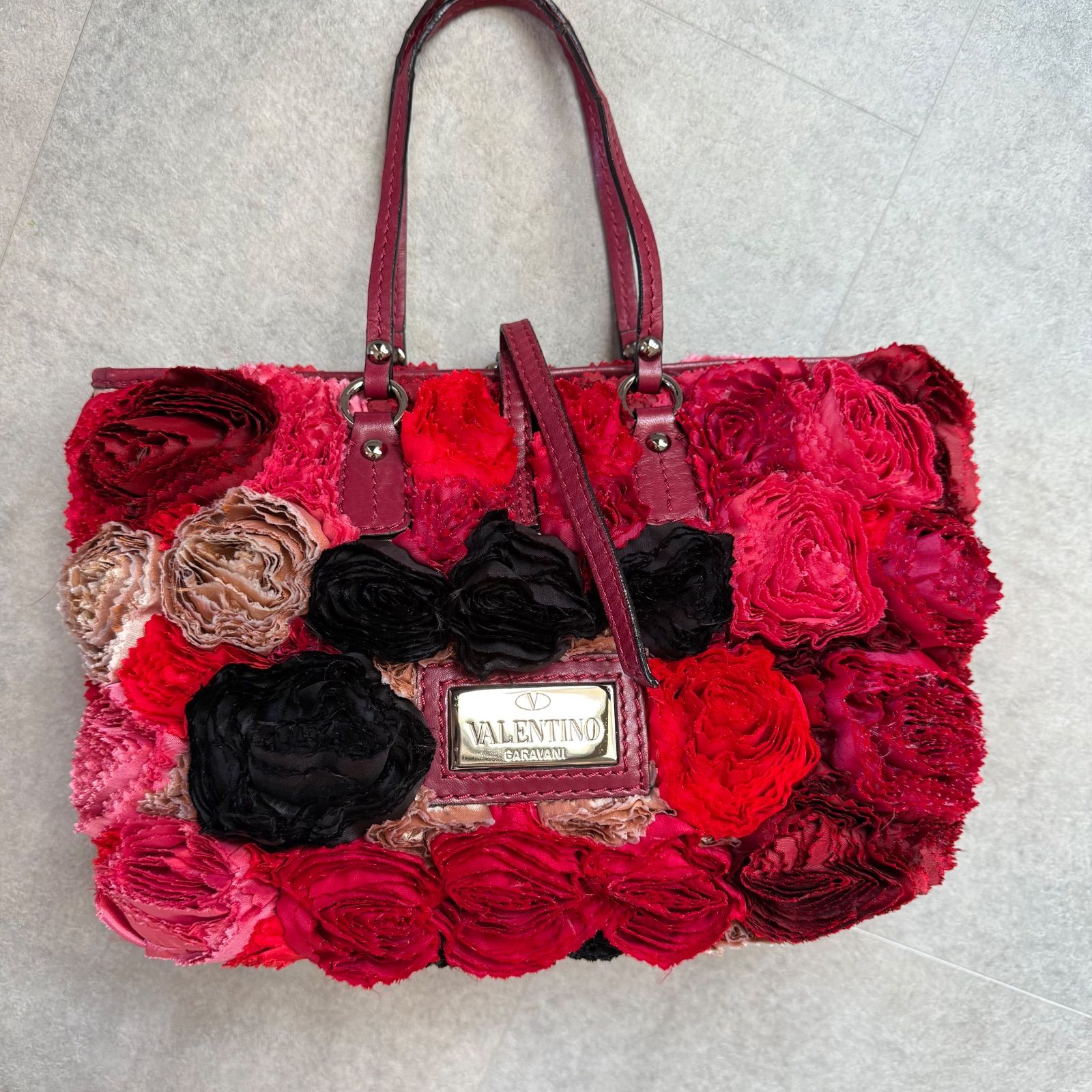 希少 VALENTINO GARAVANI ヴァレンティガラヴァーニ ローズ フラワー