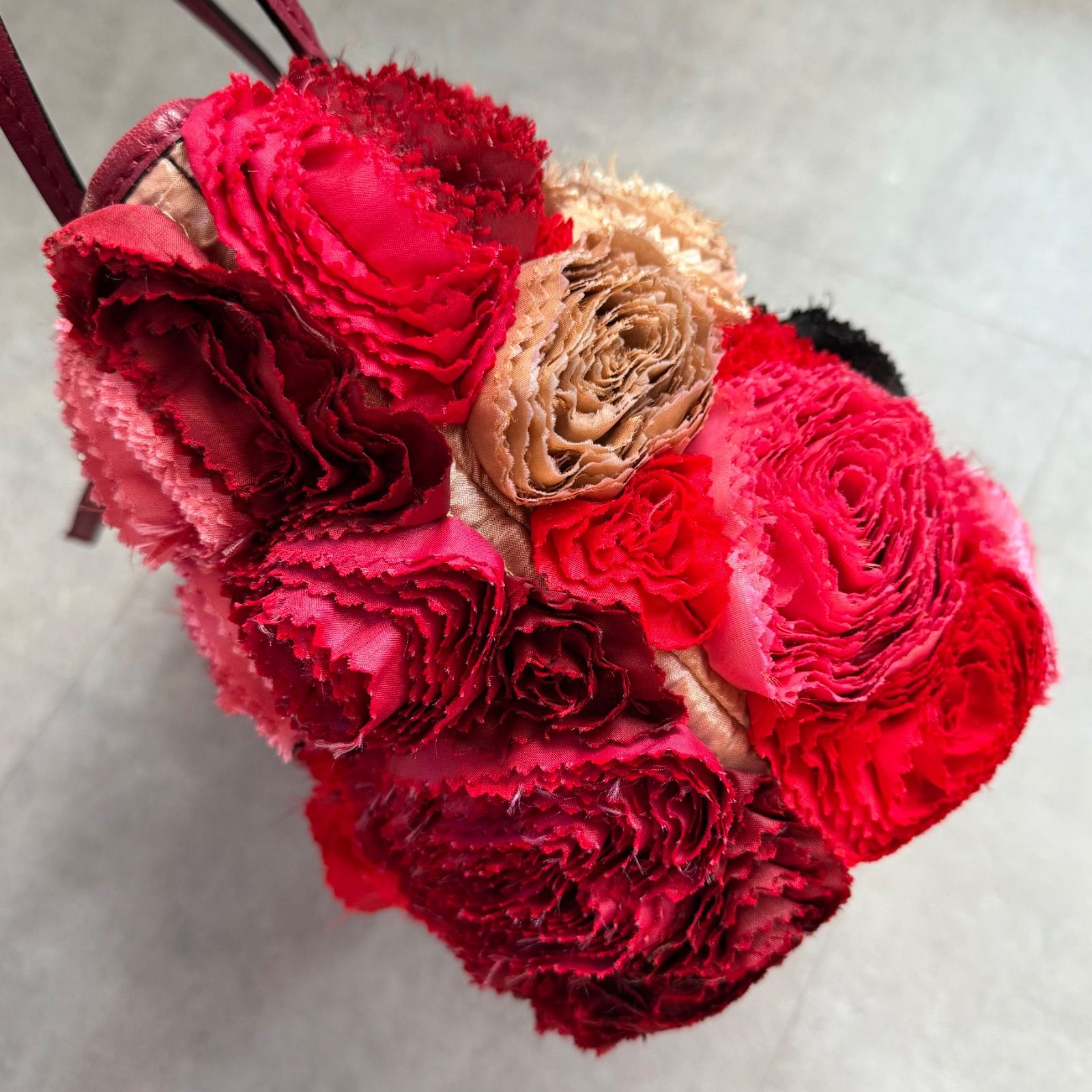 希少 VALENTINO GARAVANI ヴァレンティガラヴァーニ ローズ フラワー