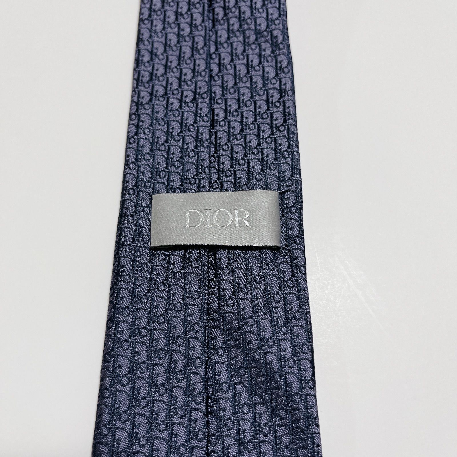 美品 ディオールオム ネクタイ ハイブランド トロッター柄 ロゴグラム 光沢 美品 ディオールオム ネクタイ ハイブランド トロッター柄 光沢