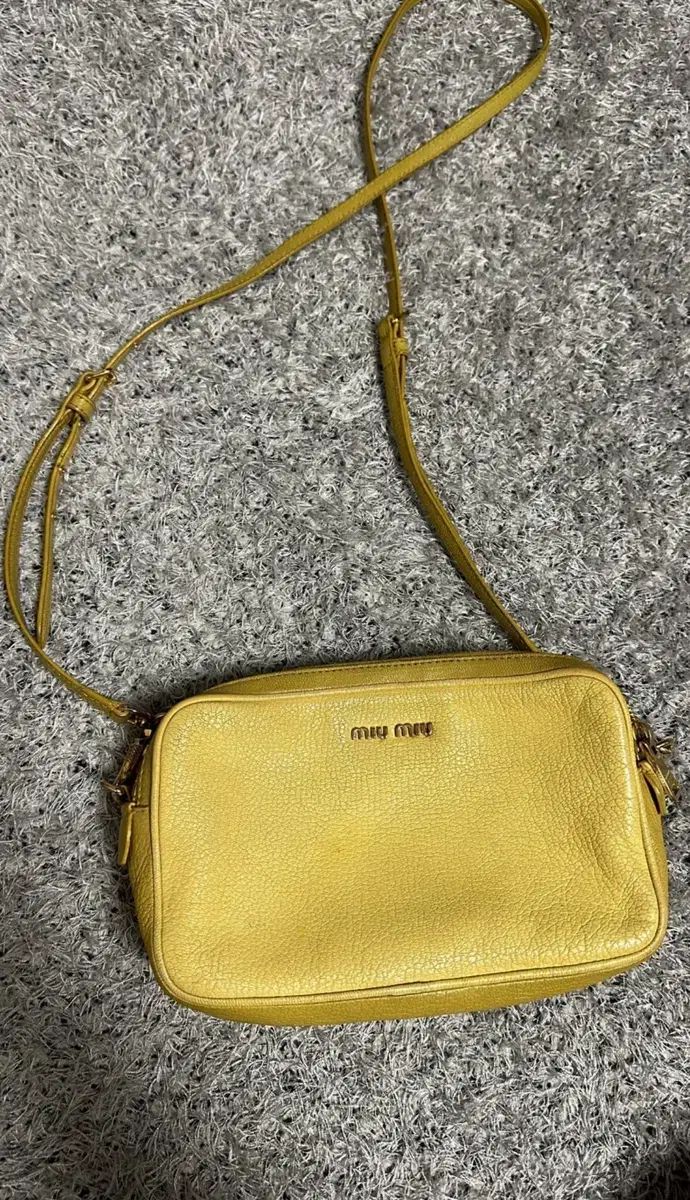 ミュウミュウ ヴィンテージ ミニ クロスバッグ