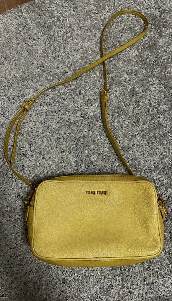 ミュウミュウ ヴィンテージ ミニ クロスバッグ