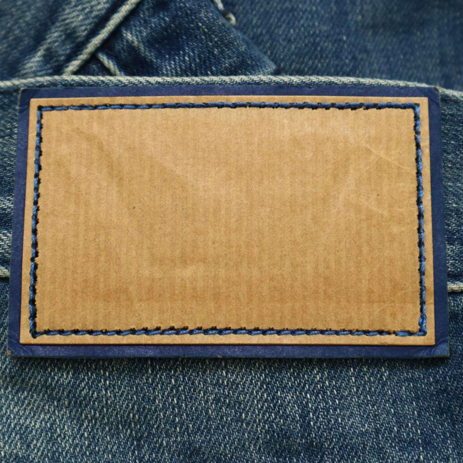 イタリア製☆ Care label ケアレーベル tight 202 USED加工 
