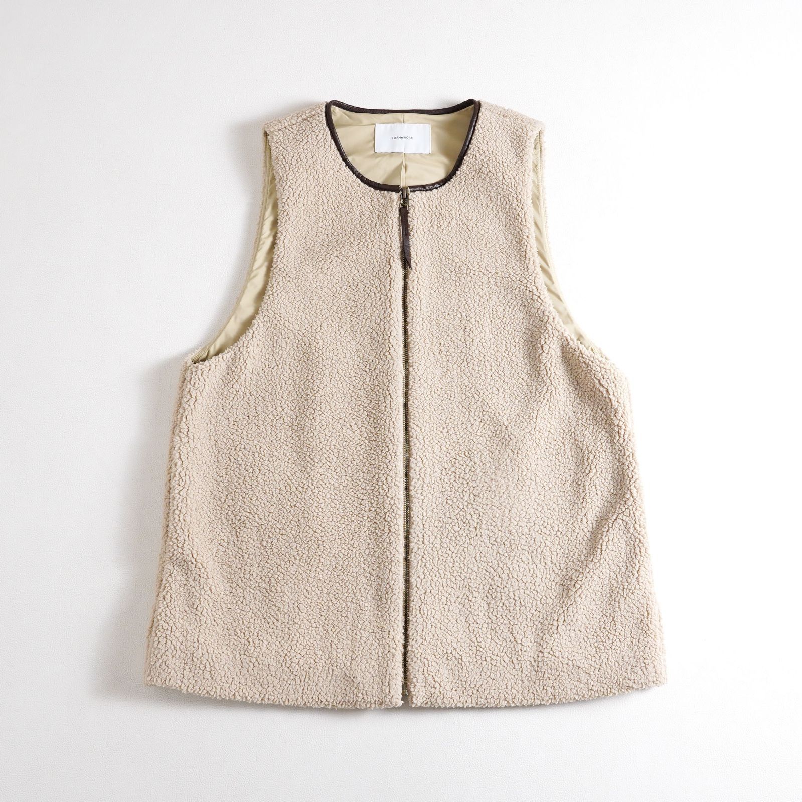 830y*FRAMeWORK フレームワーク ボアベスト ベージュ FREE - メルカリ