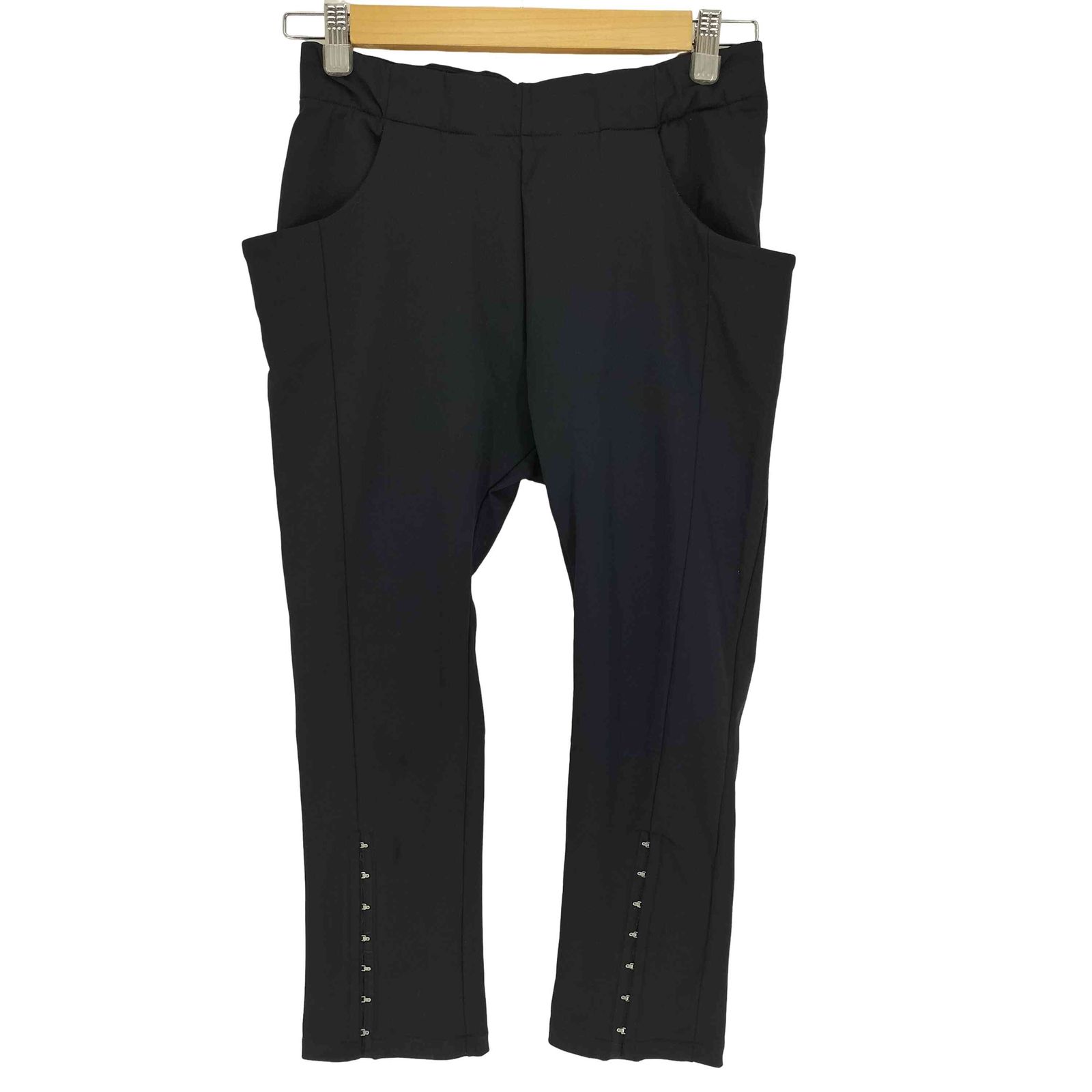 バジュラ bajra 裾ホック クロップドパンツ レディース JPN：2 - メルカリ