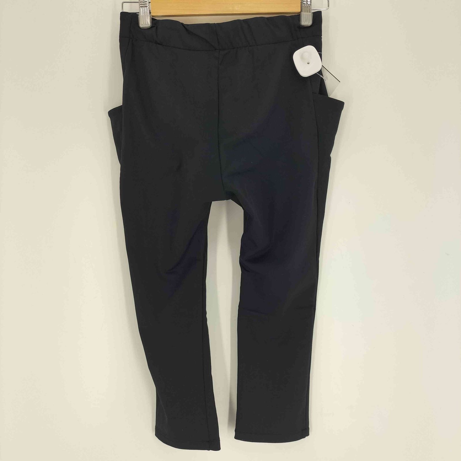 バジュラ bajra 裾ホック クロップドパンツ レディース JPN：2 - メルカリ