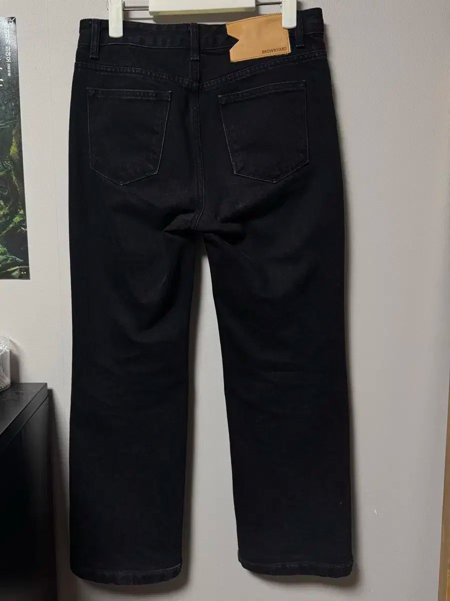 BROWNYARD ローライズ ブラックデニム レディース