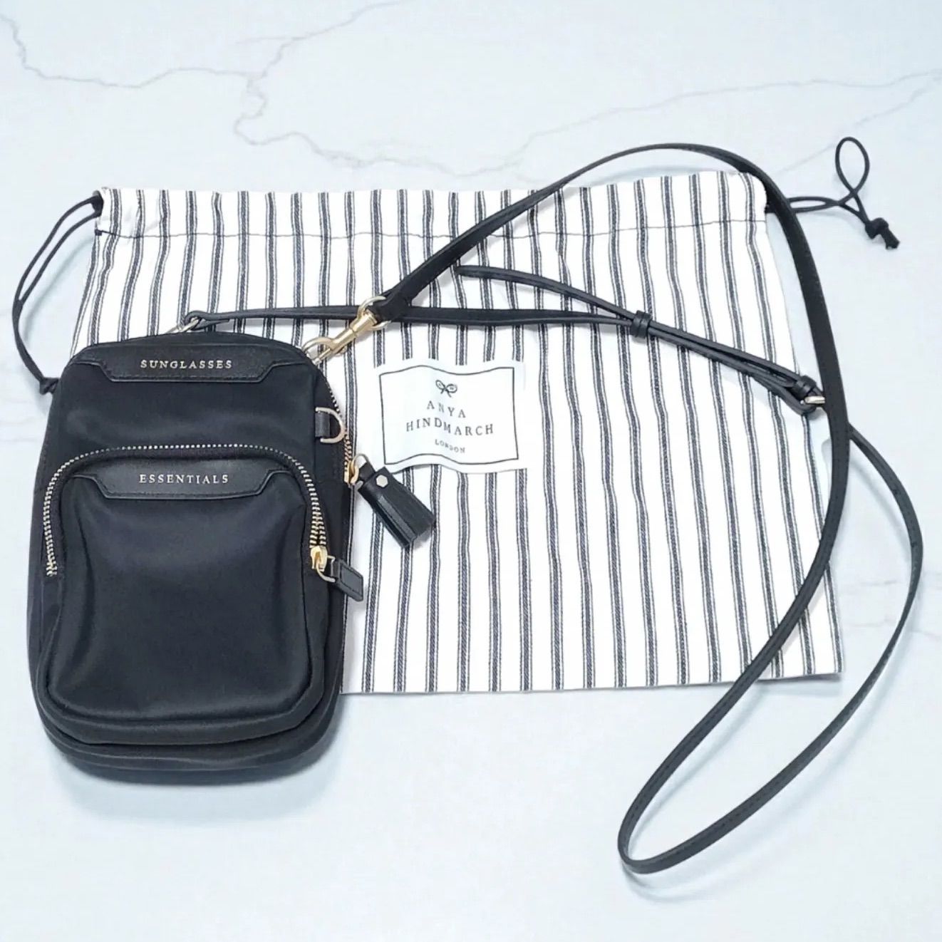 アニヤハインドマーチ クロスボディ Black 黒 ショルダーバッグ