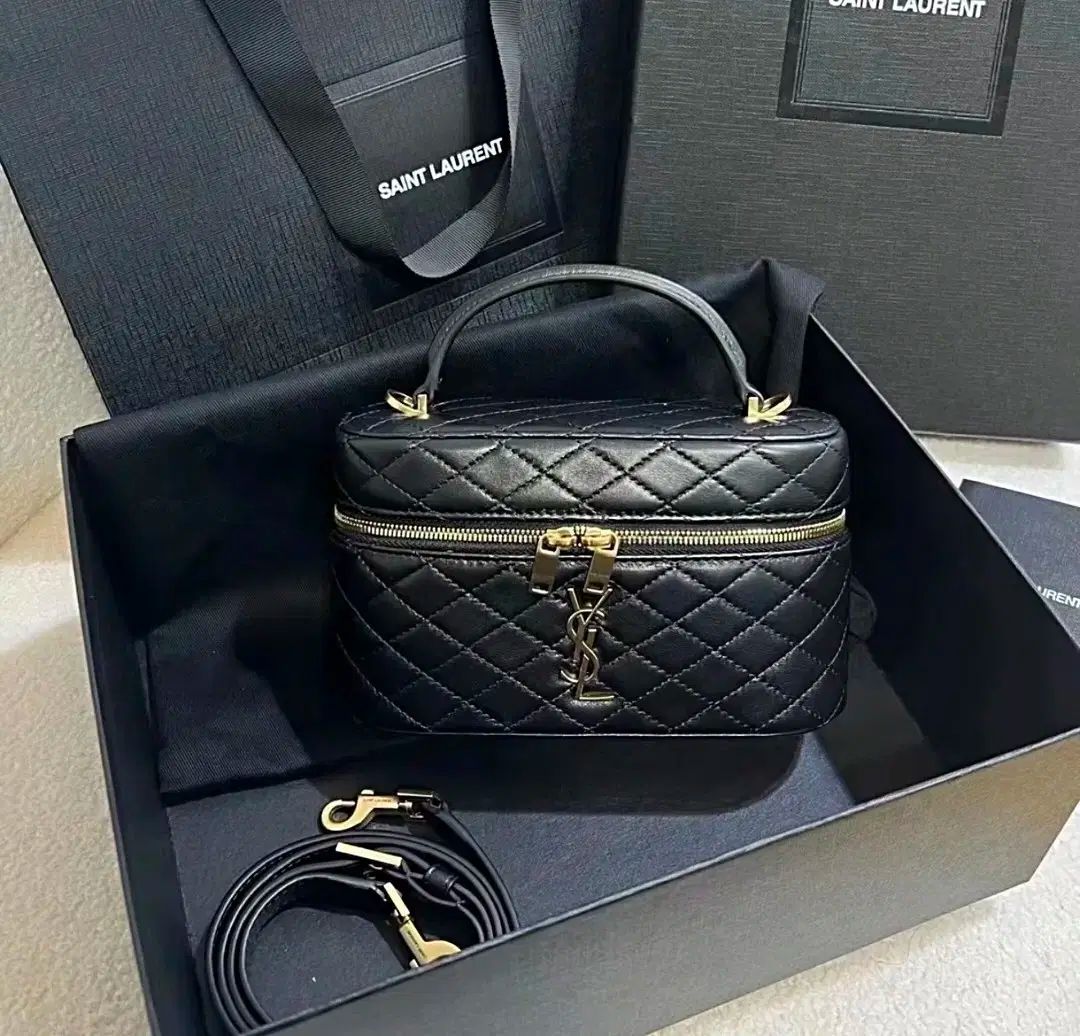 サンローラン GABBY VENICE ショルダーバッグ