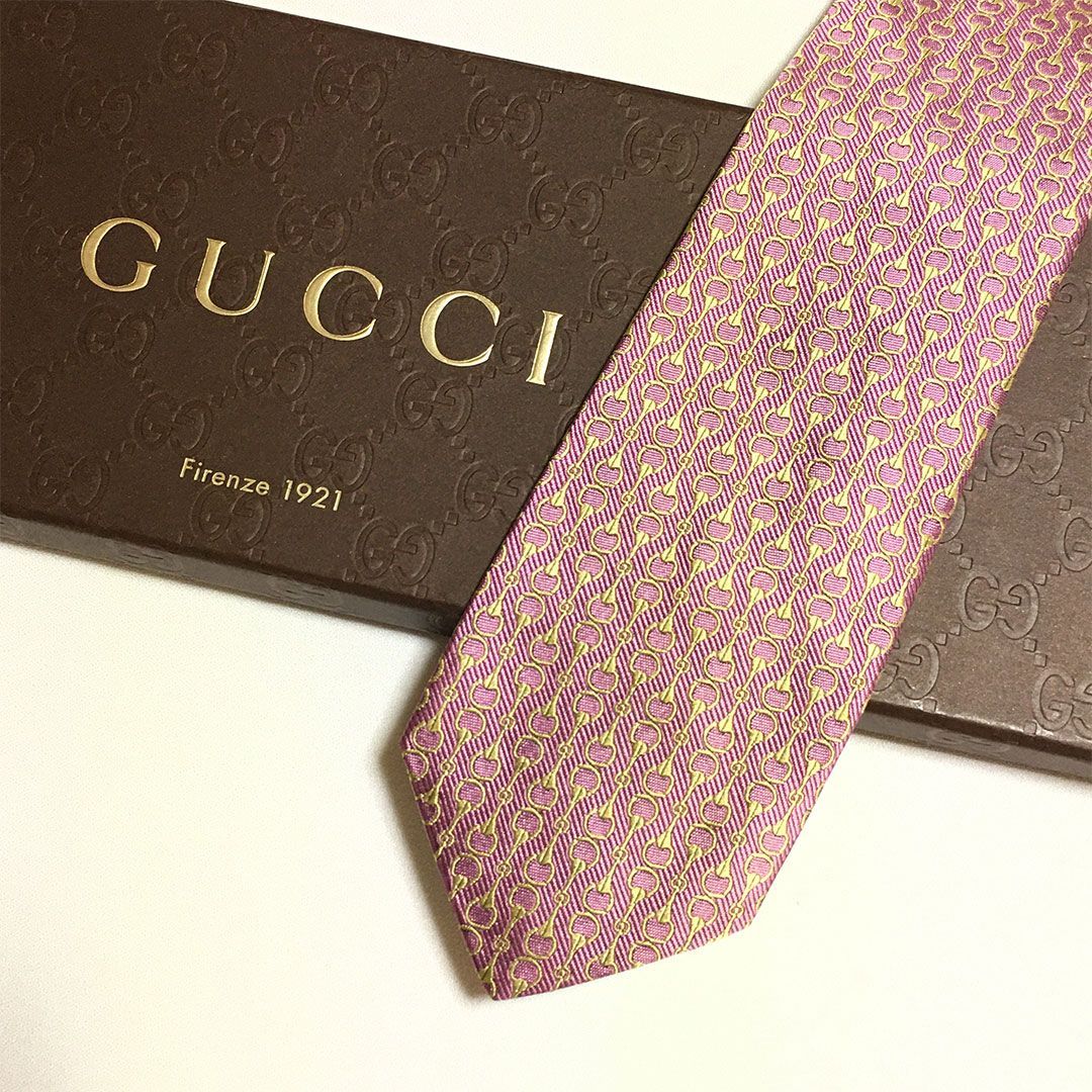 未使用級 グッチ GUCCI ネクタイ パープルピンク GG柄 総柄 ダブルG 未使用級 グッチ GUCCI ネクタイ パープルピンク GG柄 総柄 ダブルG