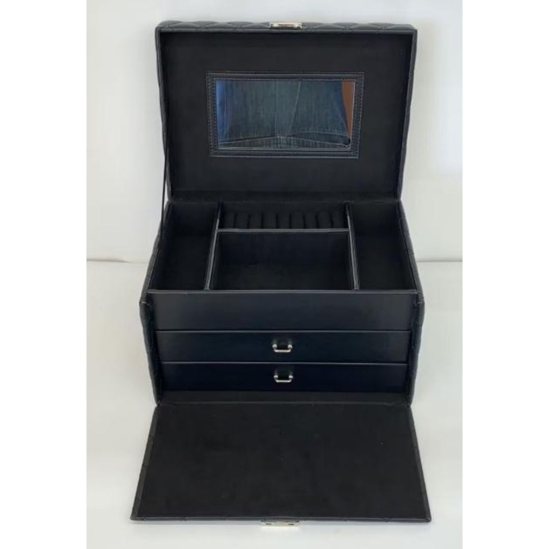 Darich 最高ランクVVIP会員様限定 キルティングジュエリーBOX - メルカリ