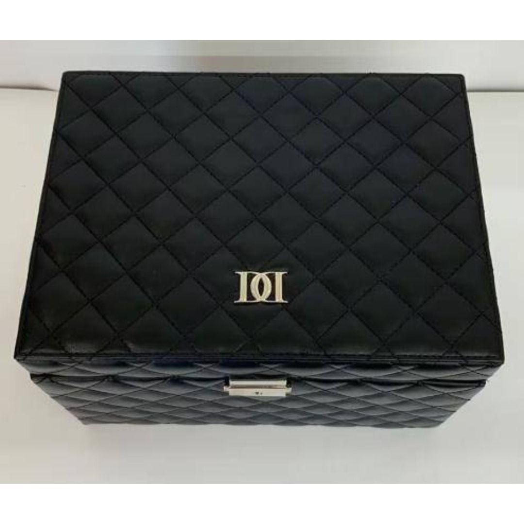 Darich 最高ランクVVIP会員様限定 キルティングジュエリーBOX - メルカリ