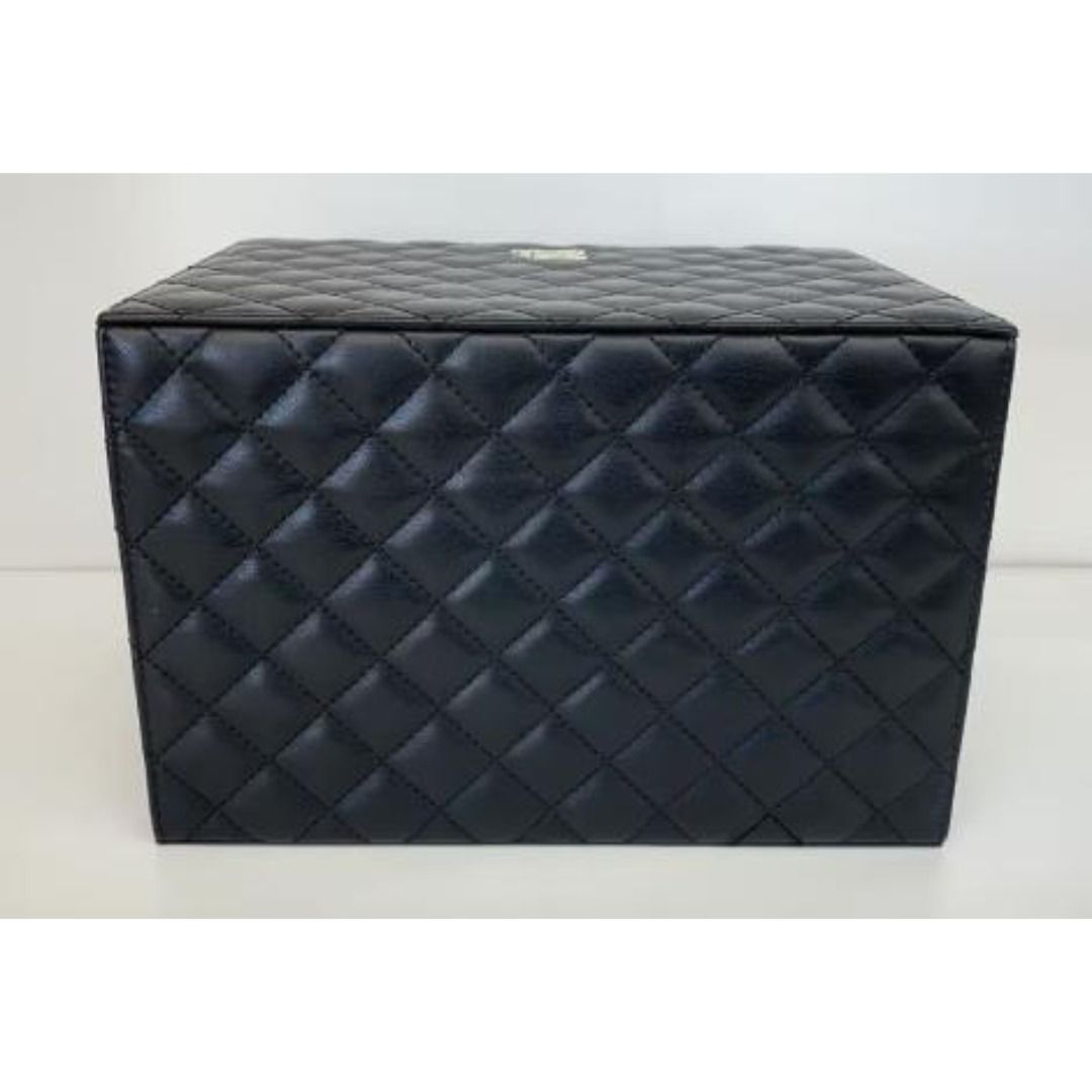 Darich 最高ランクVVIP会員様限定 キルティングジュエリーBOX - メルカリ