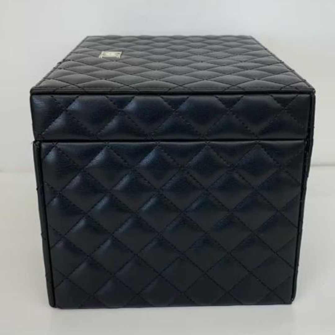 Darich 最高ランクVVIP会員様限定 キルティングジュエリーBOX - メルカリ