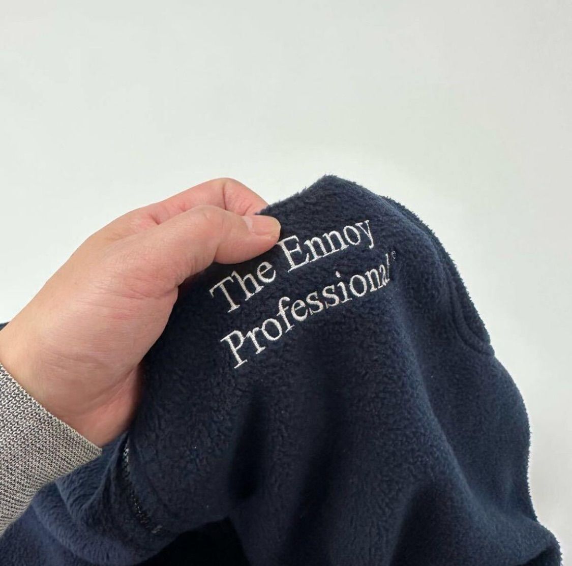 名作 The Ennoy Professional エンノイ ロゴ 刺繍 フリース ベスト