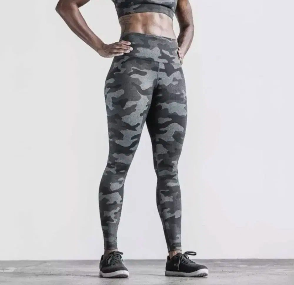 ノーブル ウィメンズ カモフラ スリック ハイ ライズ タイツ 28インチ NOBULL CAMO