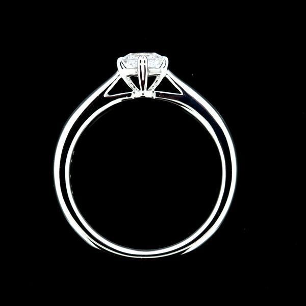 ロイヤルアッシャー ダイヤモンド 0.36ct E-VS1 リング アッシャー