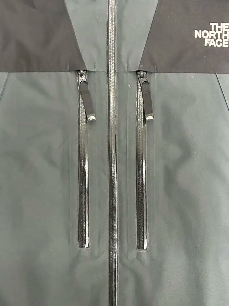 ノースフェイス マウンテン ギターピック チャコール