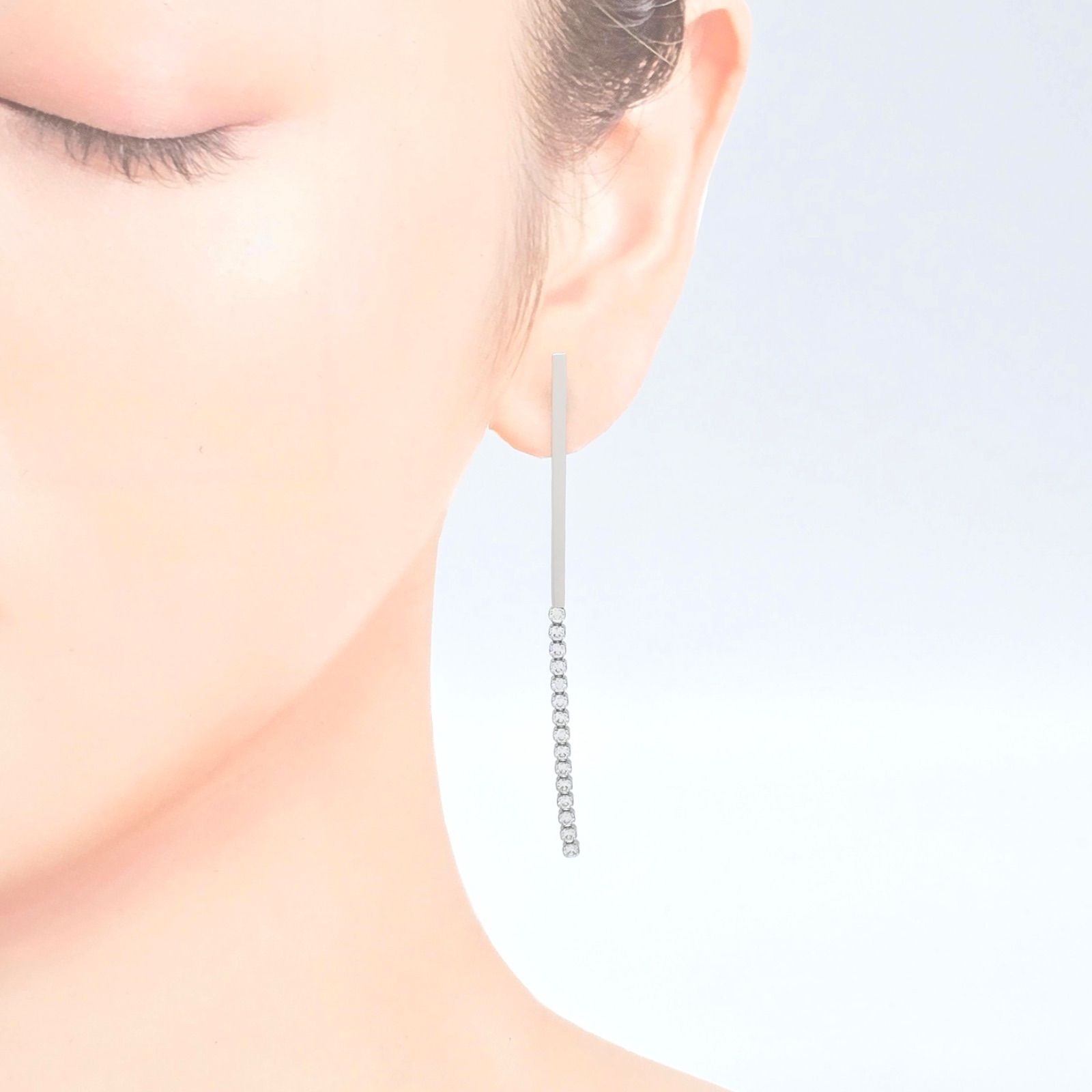 CELINE セリーヌ バー ラインストーン ピアス 両耳 シルバーカラー