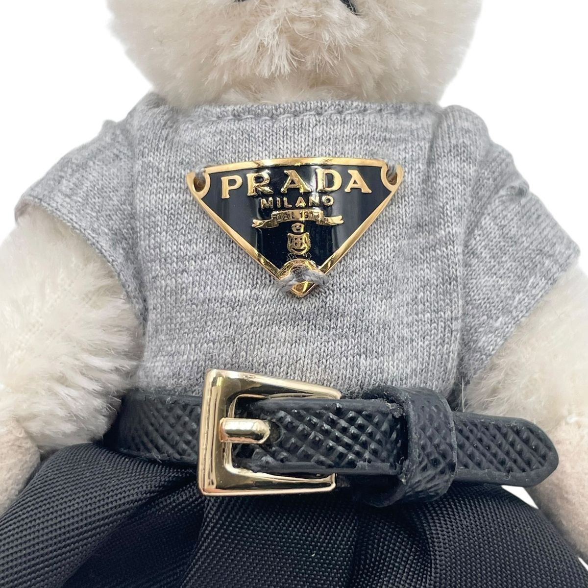 中古】 PRADA プラダ メタルリング付 Teddy キーリング付きキー