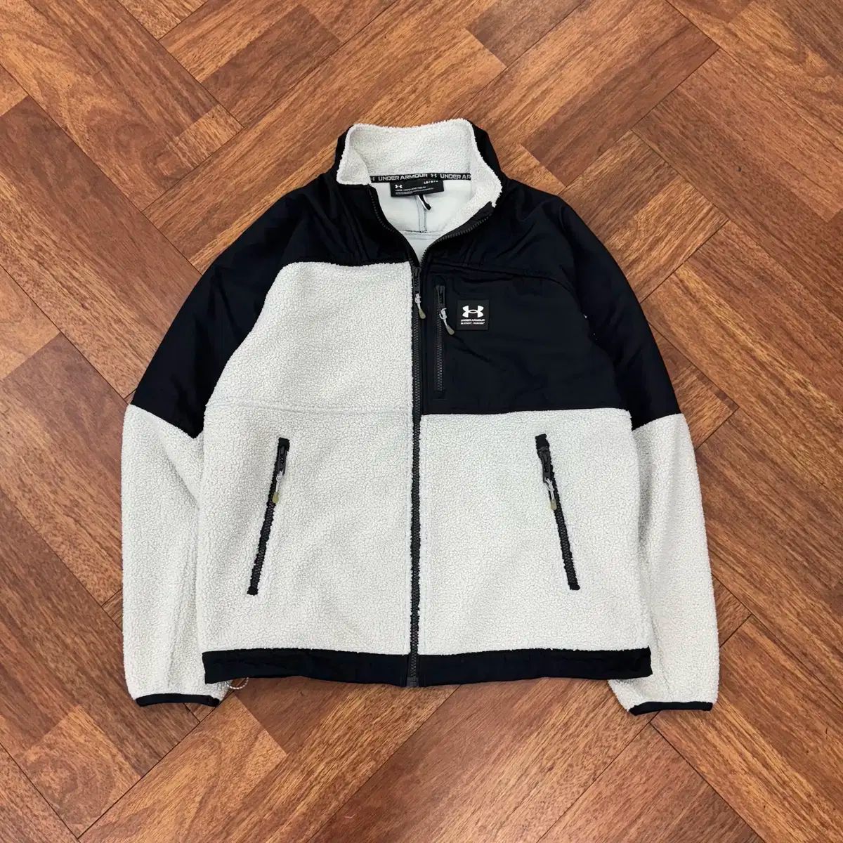 L アンダーアーマー UA ミッション フリース ジップアップ ジャケット