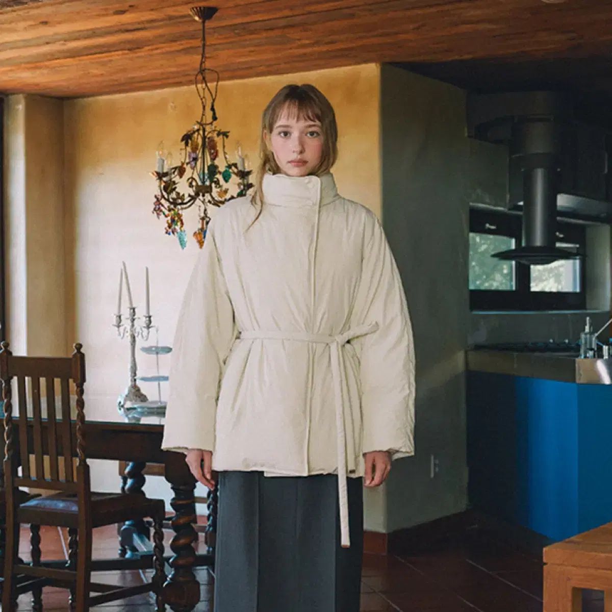 OLIVE des オリーブ デ ハイネック ベルト付き グースダウン アウター