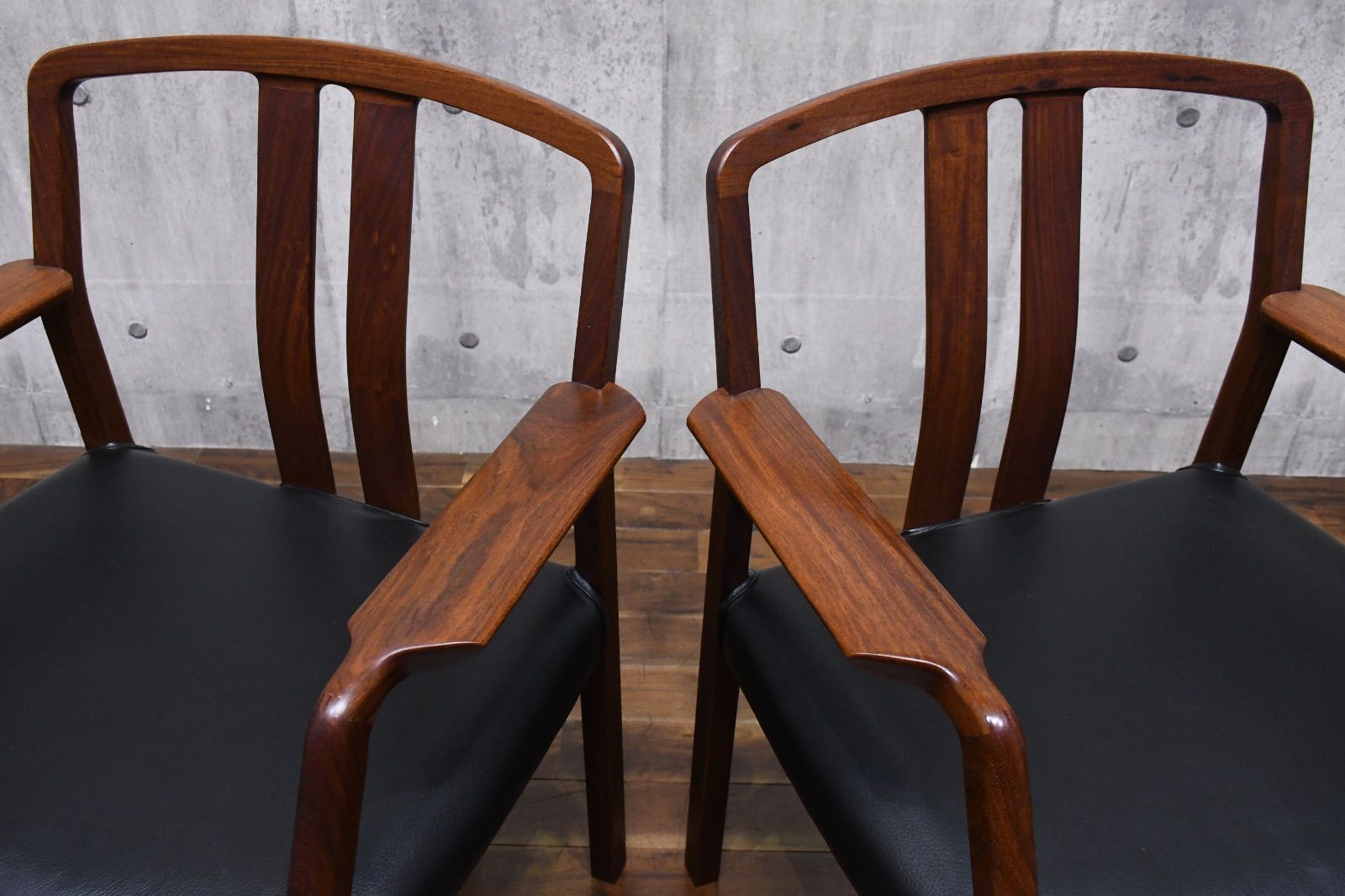 EKC23 カリモク karimoku 最高級 ビベンテ アームチェア 2脚セット