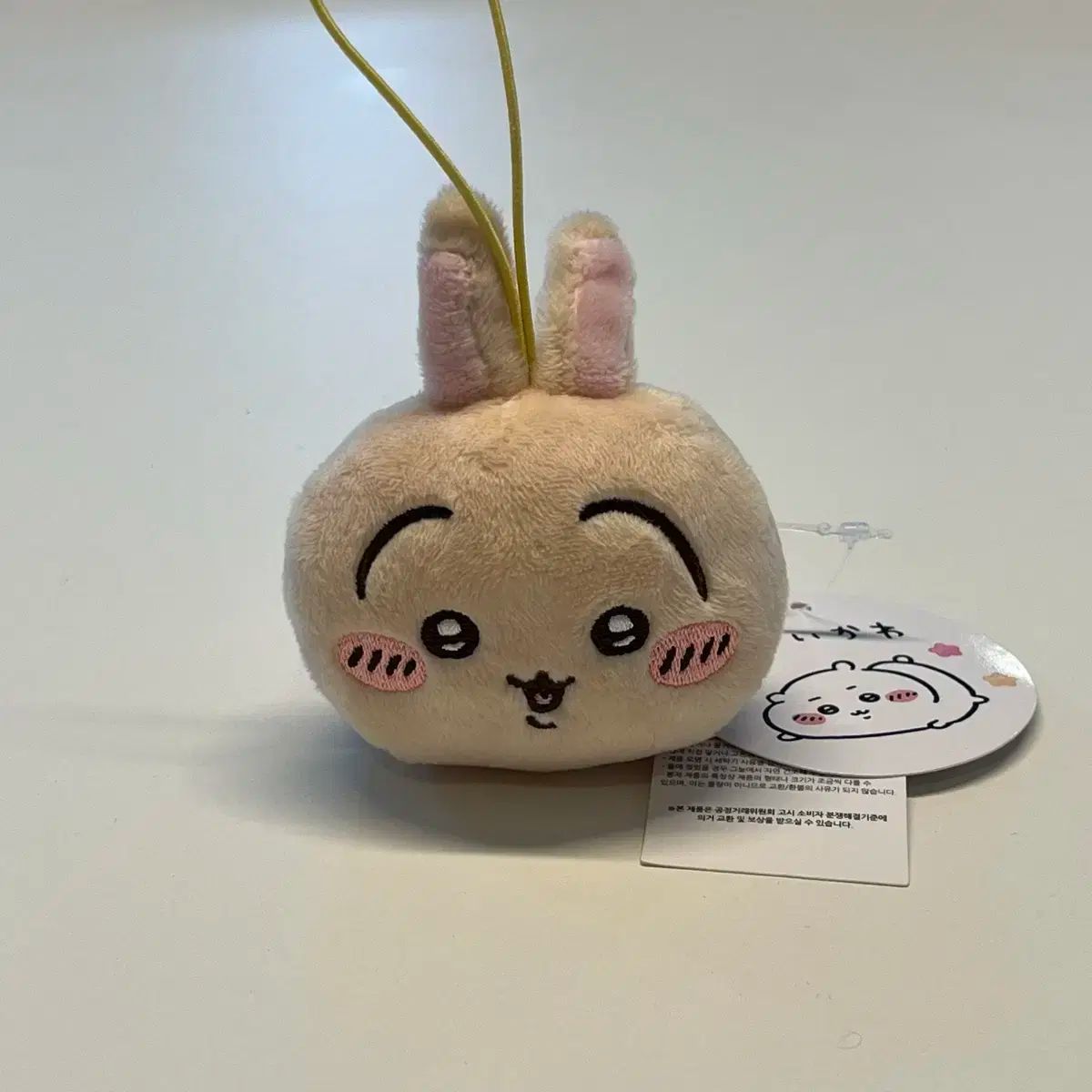 ちいかわ ちいかわ うさぎ 寝そべり マスコット - メルカリ