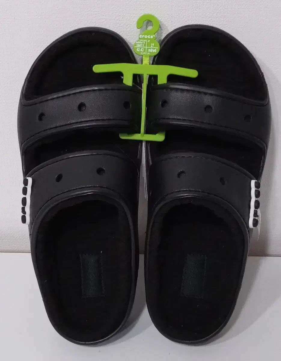 Crocs コージー サンダル ブラック 270