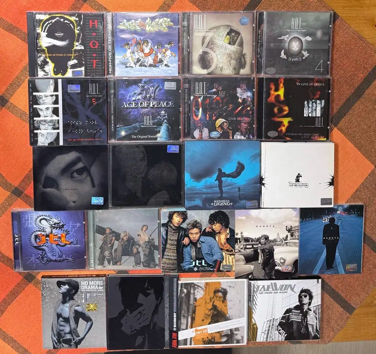 H.O.T H O T 関連 CD -エイチオーティー-