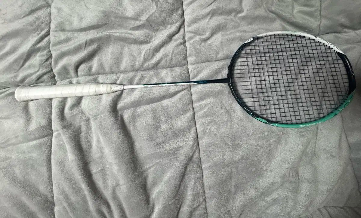 LI NING リーニン 下部ハバテック6000 バドミントン ラケット