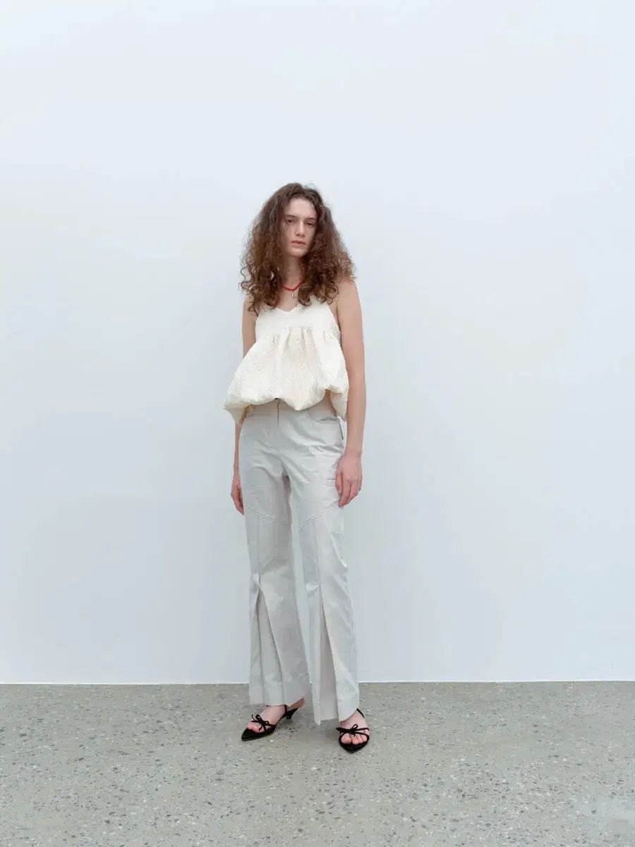 エートス クラウド ストラップ トップス