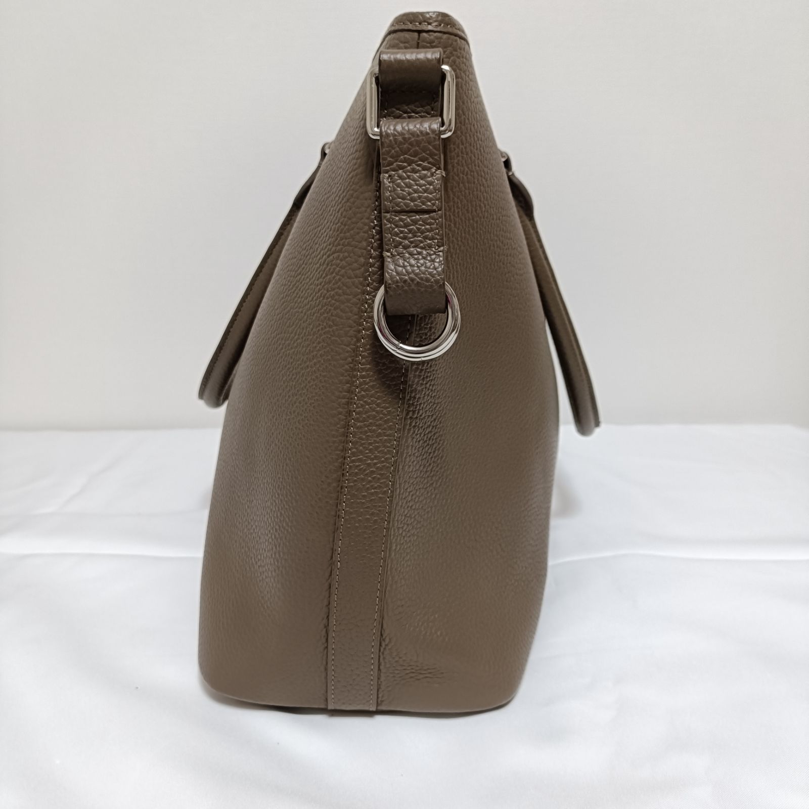 DIBASE ディバーゼ 本革シボレザー トートバッグ ビジネスバッグ 