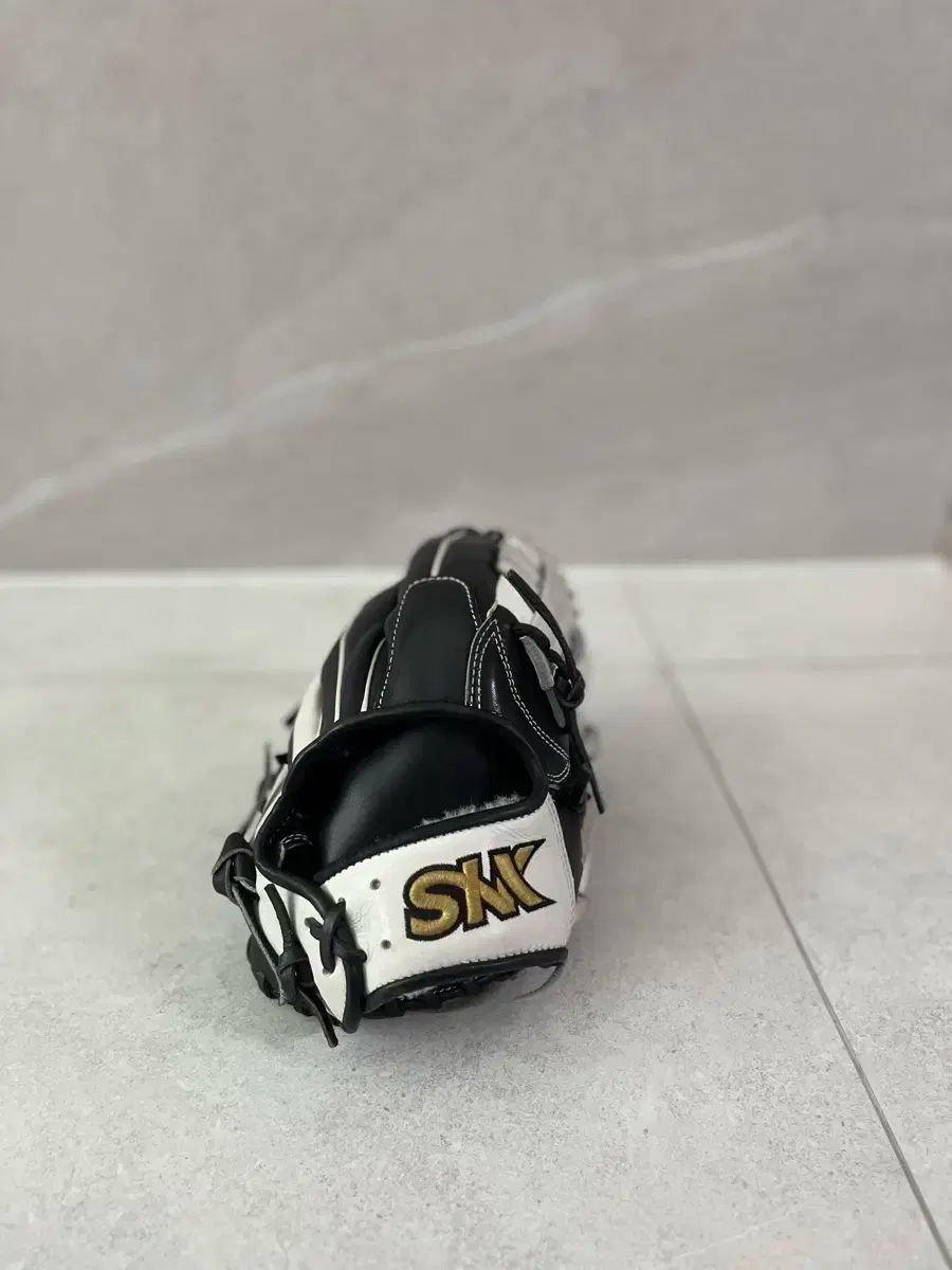 KUBOTA SLUGGER 久保田スラッガー KSM-038ブラック/タン 軟式ミット
