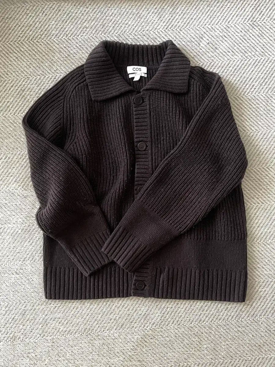 コス COS リブ カラ ウール カーディガン M