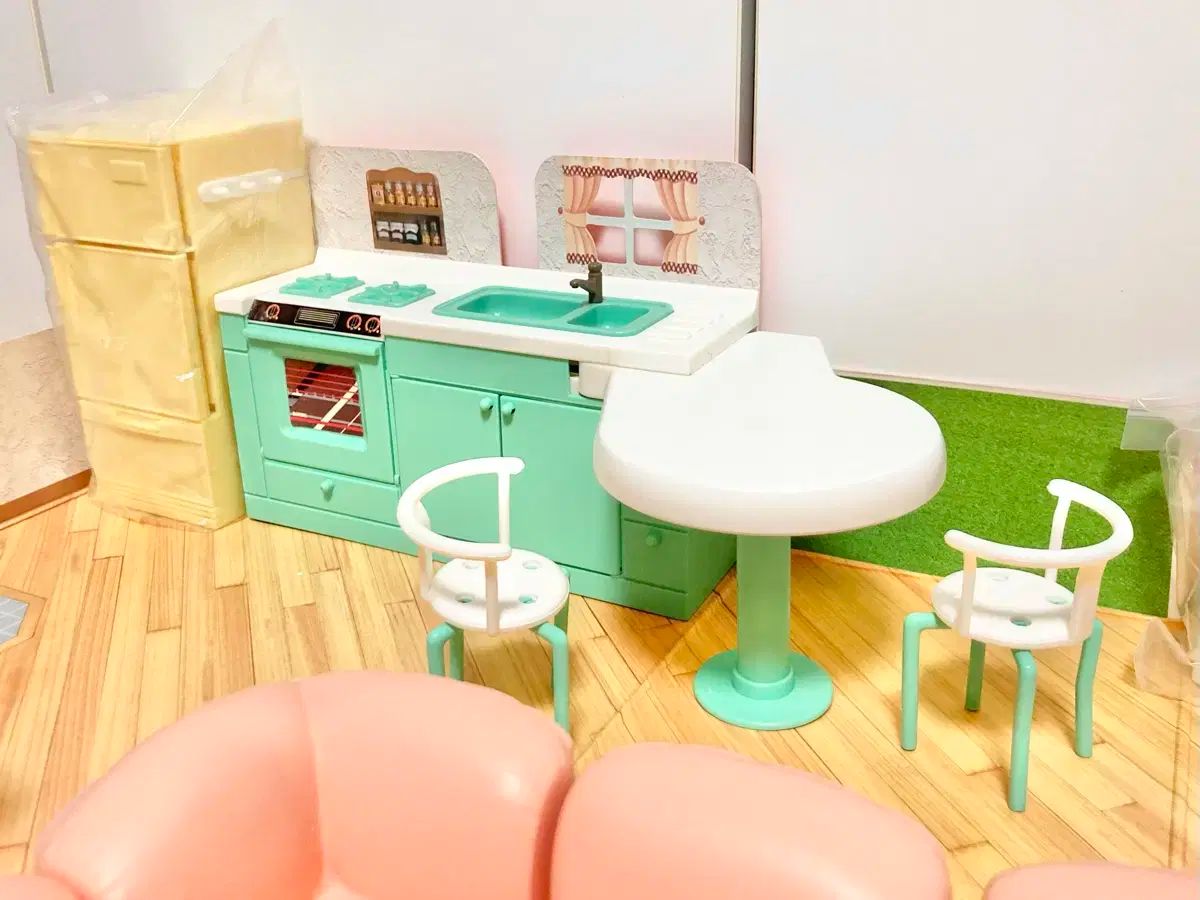 クラシック ヴィンテージ 麻バービー ハウス 特撮フィギュア その他 