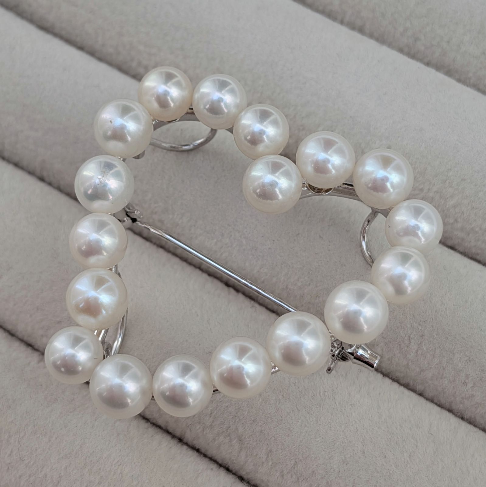 淡水パール ハート ブローチ 淡水真珠 良質な珠 チェーンを通してネックレスにも シルバー 5 mm