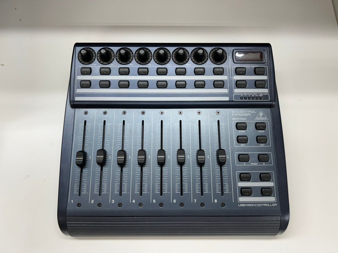 BEHRINGER ベリンガー BCF2000 ミキサー - メルカリ