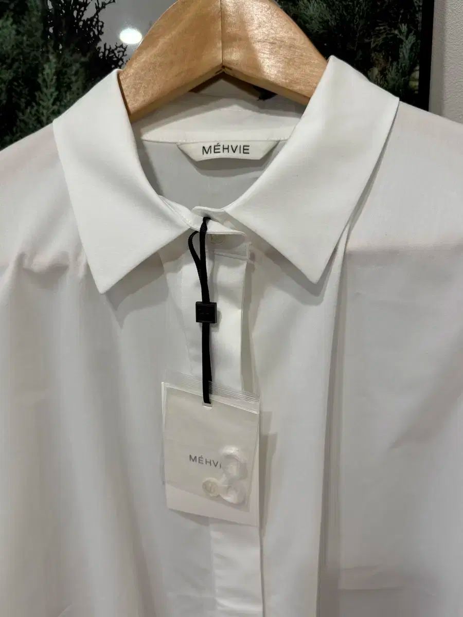 メビ イッピシャツ サマーハーフ 白 新品
