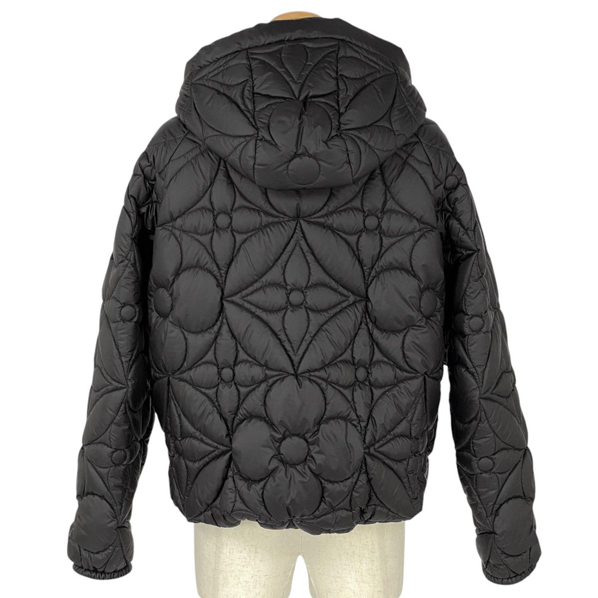 ルイヴィトン　リバーシブルダウン ルイ・ヴィトン Louis Vuitton リバーシブル モノグラム ジャケット