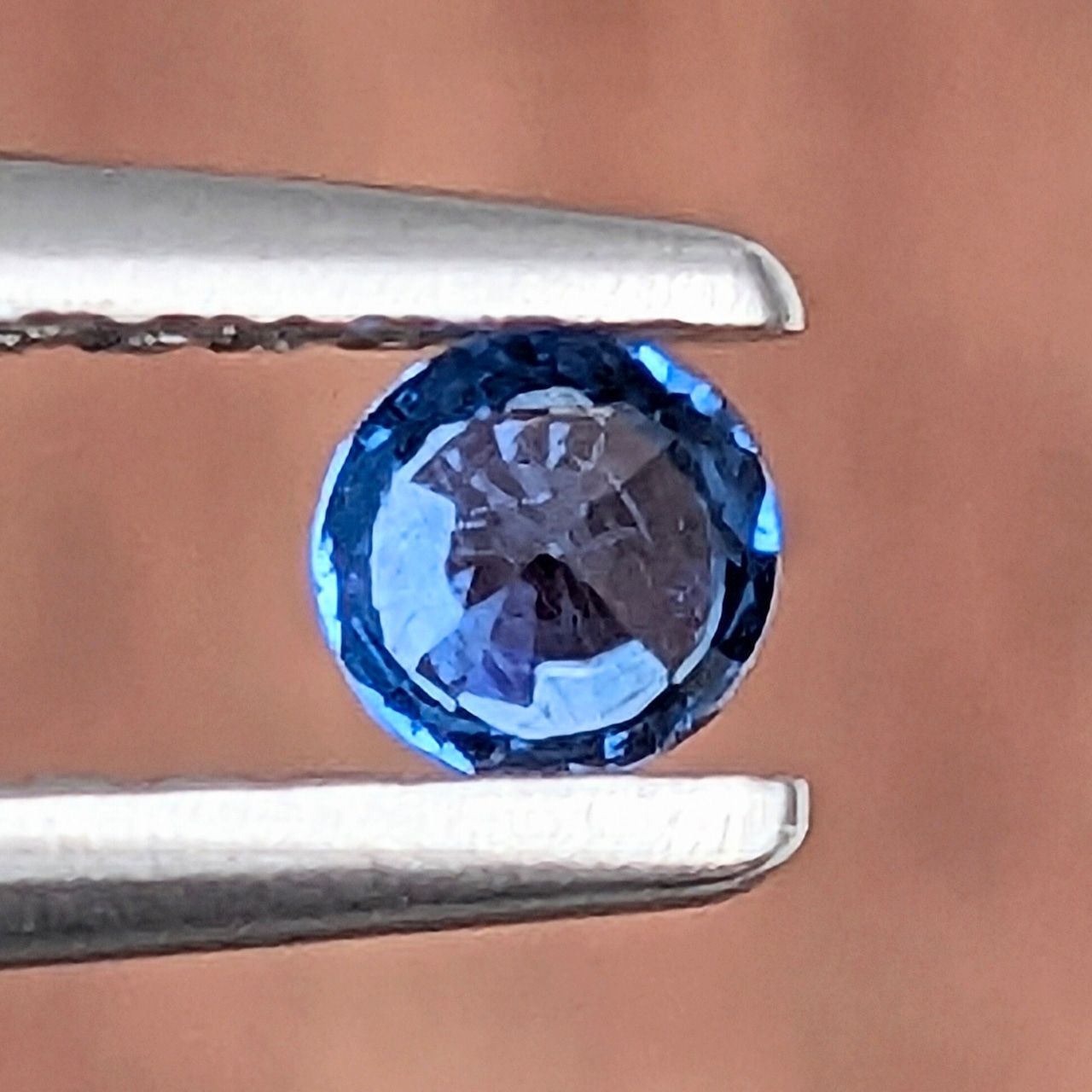 ビビッドブルーコバルトスピネル ベトナム産 0.13 ct