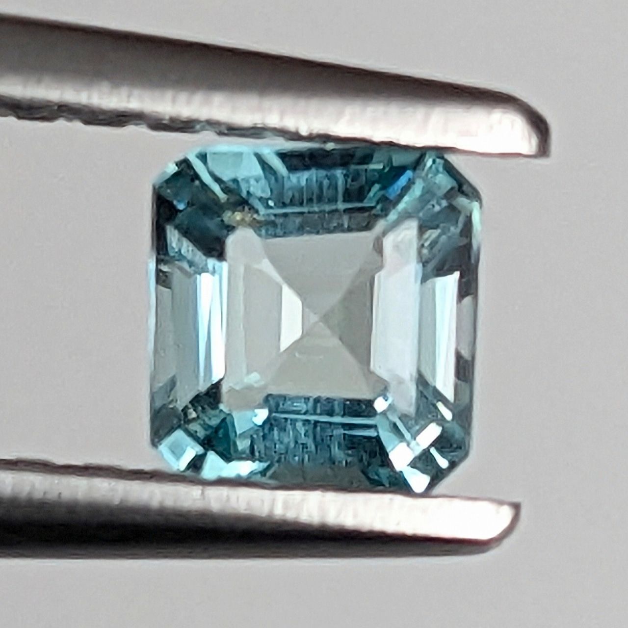 グランディディエライト マダガスカル産 0.35 ct