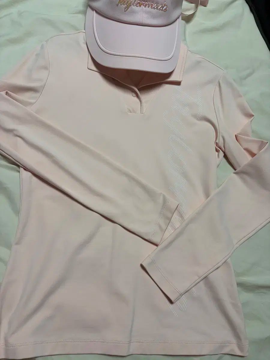 TaylorMade レディース ゴルフウェア Tシャツ 帽子セット