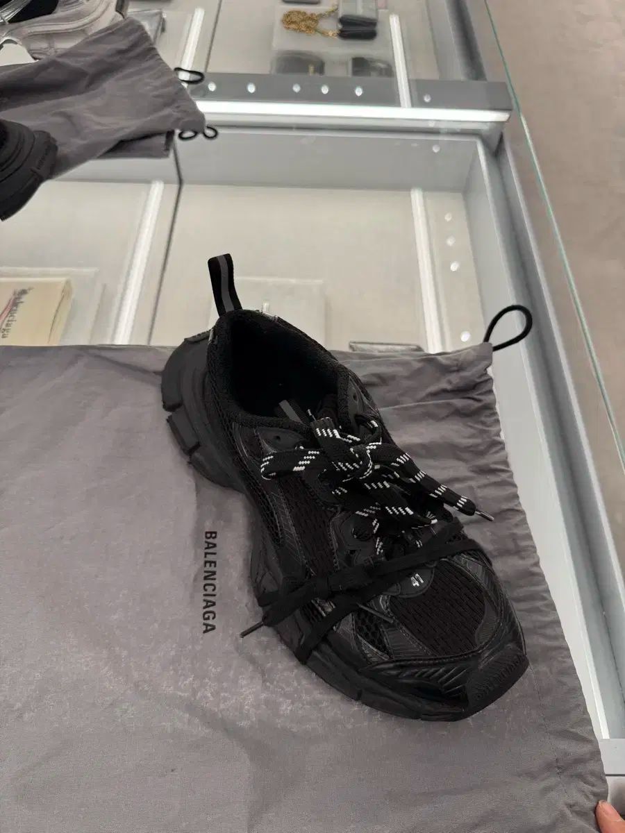 41 バレンシアガ 3xl オール ブラック - メルカリ